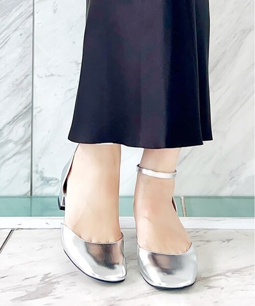 ESPERANZA(エスペランサ)の「スクエアローヒールセパレートパンプス(パンプス・レディース・ブラック系1/その他1・L/M/S)」の15枚目の写真