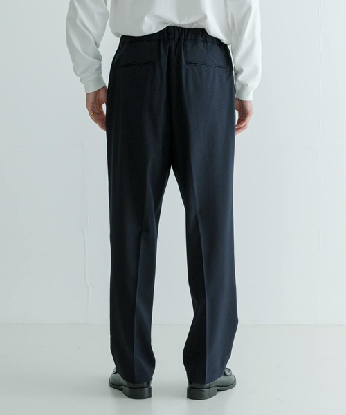 URBAN RESEARCH（アーバンリサーチ）の「ハイカウントウールテーパードスラックス（その他パンツ・メンズ・ネイビー/ブラック・LARGE/MEDIUM）」の11枚目の写真