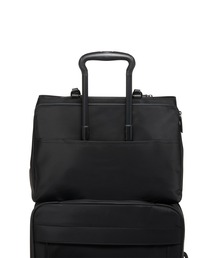 h*i様 ユ*ケ様 TUMI VOYAGEUR 「シーラ」ラージ・トート TUMI（トゥミ）の「VOYAGEUR 「シーラ」トート（A4/PC15インチまで対応