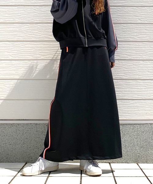 Q(キュー)の「トラックスカート(スカート・レディース・ブラック/グレー・MEDIUM)」の15枚目の写真