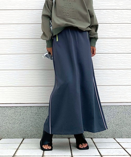 Q(キュー)の「トラックスカート(スカート・レディース・ブラック/グレー・MEDIUM)」の21枚目の写真