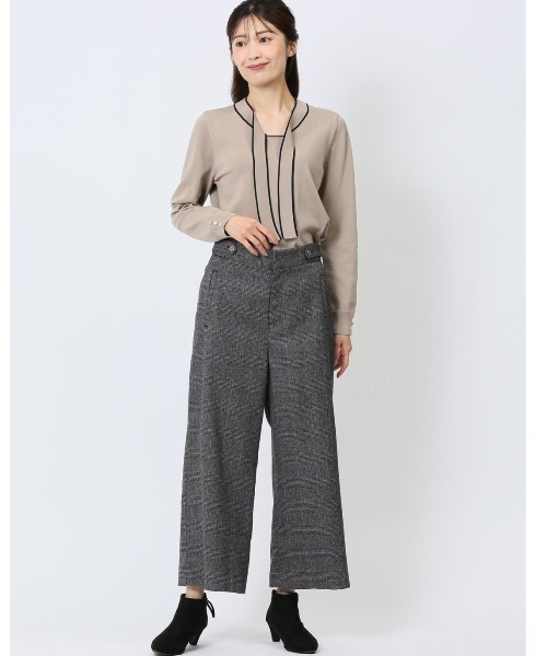 m.f.editorial（エムエフエディトリアル）の「【ウォッシャブル】m.f.エディトリアル レディース タブボタン チェック柄 ワイドパンツ（その他パンツ・レディース・ブラック×ホワイト/ベージュ・MEDIUM/LARGE/S）」の2枚目の写真