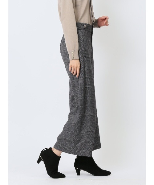 m.f.editorial（エムエフエディトリアル）の「【ウォッシャブル】m.f.エディトリアル レディース タブボタン チェック柄 ワイドパンツ（その他パンツ・レディース・ブラック×ホワイト/ベージュ・MEDIUM/LARGE/S）」の12枚目の写真