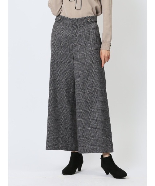 m.f.editorial（エムエフエディトリアル）の「【ウォッシャブル】m.f.エディトリアル レディース タブボタン チェック柄 ワイドパンツ（その他パンツ・レディース・ブラック×ホワイト/ベージュ・MEDIUM/LARGE/S）」の13枚目の写真