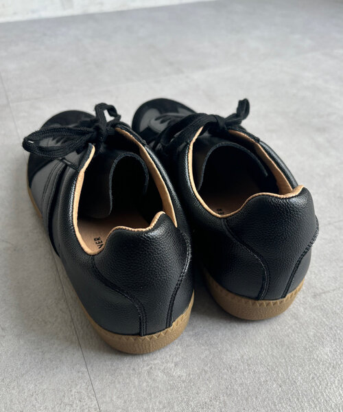 DouDou（ドゥドゥ）の「GERMAN TRAINER（スニーカー・レディース・ブラック/ホワイト・37/38）」の15枚目の写真