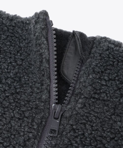 Columbia（コロンビア）の「Columbia／オウルピーク ネックゲイター フロントジップ ボア フリース／コロンビア（ネックウォーマー/スヌード・レディース・ベージュ/ブラウン/グレー/ブラック・ONE SIZE）」の20枚目の写真