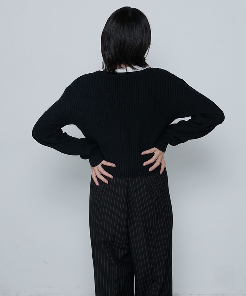 le ELMi（ルエルミ）の「Cropped hook knit cardigan / クロップドフックニットカーディガン（カーディガン/ボレロ・レディース・ブラック/チャコールグレー/ライトイエロー・FREE）」の17枚目の写真