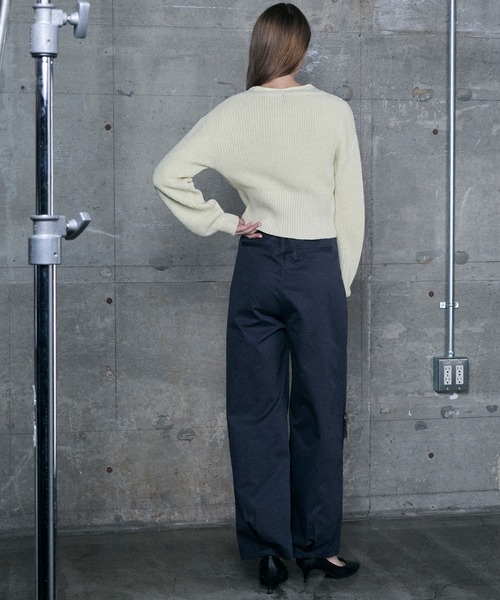 le ELMi（ルエルミ）の「Cropped hook knit cardigan / クロップドフックニットカーディガン（カーディガン/ボレロ・レディース・ブラック/チャコールグレー/ライトイエロー・FREE）」の11枚目の写真