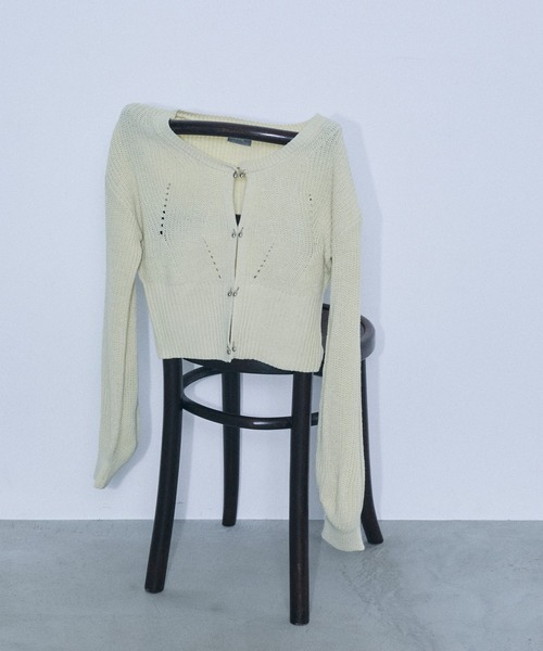 le ELMi（ルエルミ）の「Cropped hook knit cardigan / クロップドフックニットカーディガン（カーディガン/ボレロ・レディース・ブラック/チャコールグレー/ライトイエロー・FREE）」の12枚目の写真