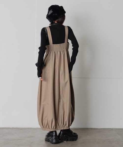 PAGEBOY（ページボーイ）の「タックコクーンワンピース（ワンピース・レディース・ブラック/ベージュ・FREE）」の4枚目の写真