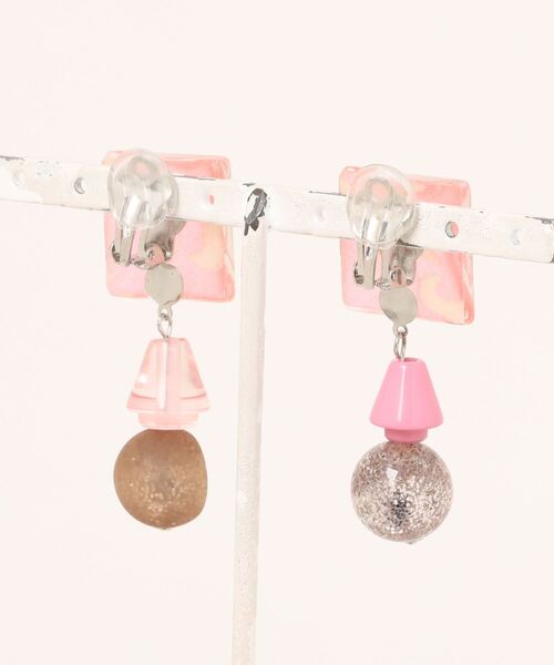 tone(トーン)の「【joesstyle】*Glass Earrings*着物×ビンテージパーツのイヤリング(MA)(イヤリング・レディース・マルチ・FREE)」の2枚目の写真