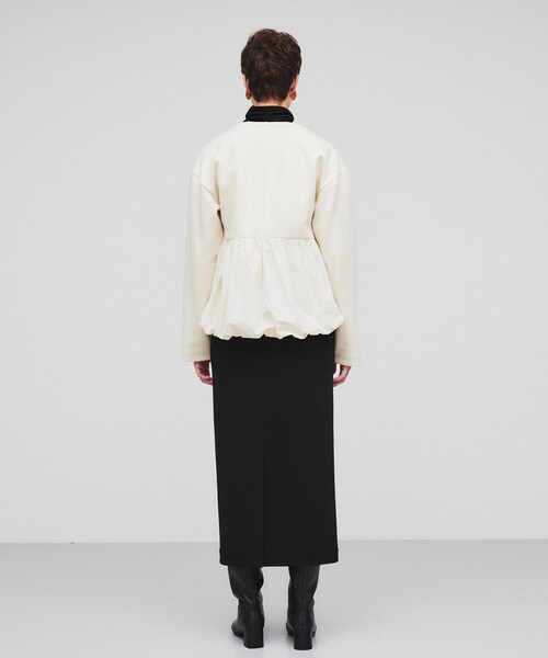 cloenc（クロエンス）の「◆【手洗い可】レザーライクペプラムブルゾン（ブルゾン・レディース・ブラック/アイボリー・02/01）」の4枚目の写真