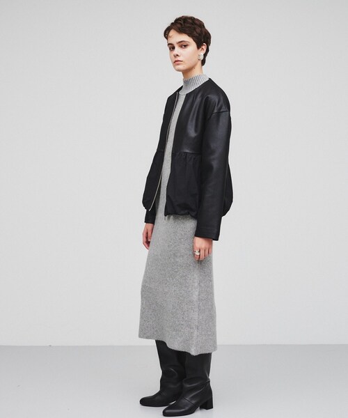 cloenc（クロエンス）の「◆【手洗い可】レザーライクペプラムブルゾン（ブルゾン・レディース・ブラック/アイボリー・02/01）」の10枚目の写真