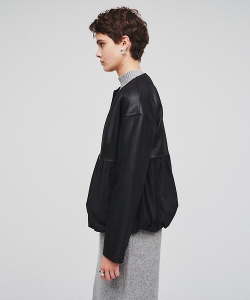 cloenc（クロエンス）の「◆【手洗い可】レザーライクペプラムブルゾン（ブルゾン・レディース・ブラック/アイボリー・02/01）」の12枚目の写真