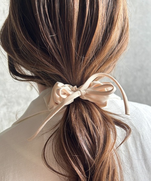 ciite'（シーテ）の「シルキーリボン マルチシュシュ（シュシュ・レディース・アイボリー/ブラック・FREE）」の11枚目の写真