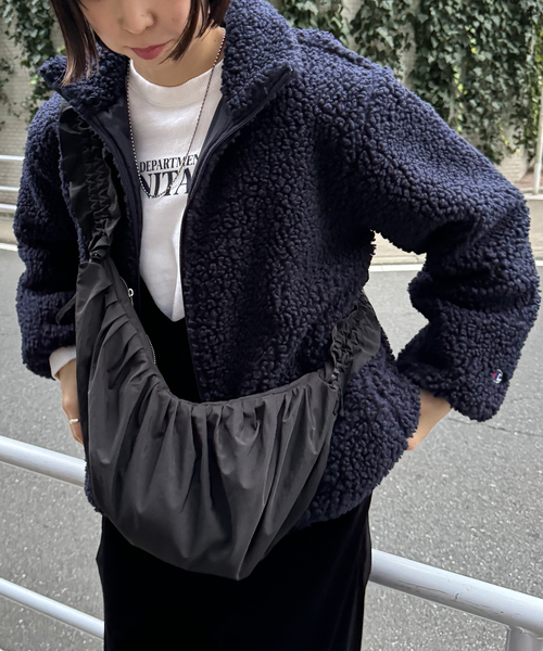 SLOBE citron.（スローブシトロン）の「《WEB限定》SLOBE citron. Nylon Frill shoulder BAG（ショルダーバッグ・レディース・グレー/ブラック/カーキ・FREE）」の2枚目の写真