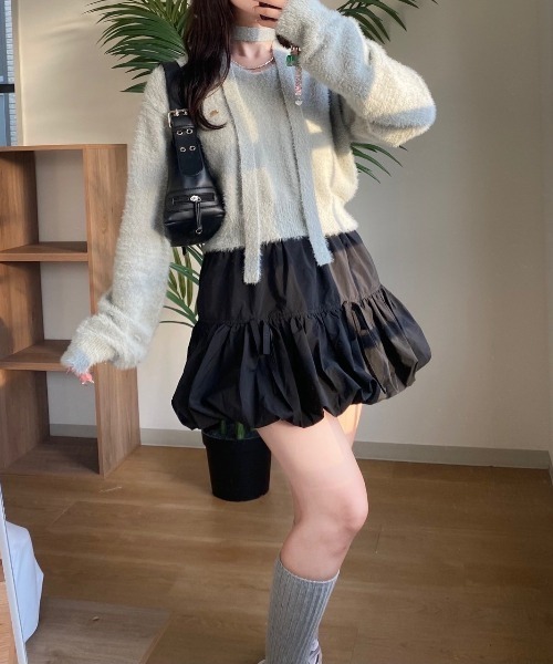 nemne store(ネンネストア)の「【Seoup】ニットチョーカーVプルニット(ニット/セーター・レディース・グレー/ブルー系/ピンク系・フリー)」の14枚目の写真
