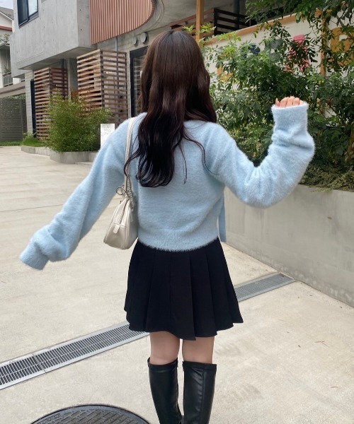 nemne store(ネンネストア)の「【Seoup】ニットチョーカーVプルニット(ニット/セーター・レディース・グレー/ブルー系/ピンク系・フリー)」の7枚目の写真