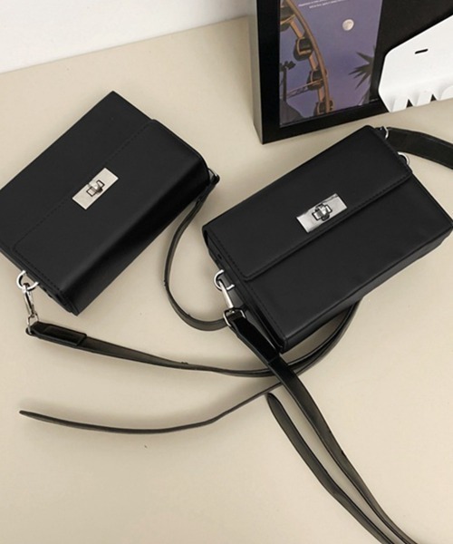 Miniministore(ミニミニストア)の「スクエア ショルダーバッグ 斜めがけ鞄黒(ショルダーバッグ・レディース・ブラック・FREE)」の13枚目の写真