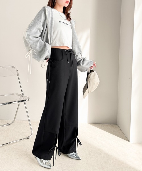 mily bilet(ミウィビレット)の「【mily bilet】大人の甘さと抜け感を演出。多リボン使いワイドストレートパンツ(レディース)(その他パンツ・レディース・チャコールグレー/ブラウン/ブラック・LARGE/MEDIUM/SMALL/X-LARGE)」の17枚目の写真