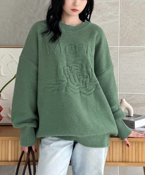 clear（クリア）の「編地替え花モチーフロゴニットトップス[大人カジュアル　ゆったり] ≪2024AW新作≫（ニット/セーター・レディース・グレー/グリーン/グレイッシュベージュ・F）」の3枚目の写真