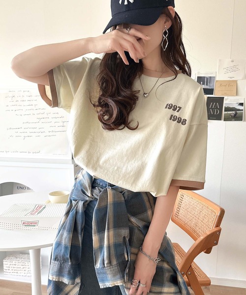 classicalelf(クラシカルエルフ)の「ゆるっとカジュアルに。半袖リンガーフロッキーテニスTシャツ(Tシャツ/カットソー・レディース・アイボリー/チャコール/ブラウン/ブラック・X-LARGE/LARGE/MEDIUM/SMALL)」の17枚目の写真