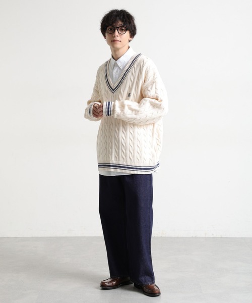 RAGEBLUE（レイジブルー）の「チルデン/オーバーサイズVネックニット（ニット/セーター・メンズ・オフホワイト/ネイビー/グリーン・LARGE/MEDIUM）」の4枚目の写真