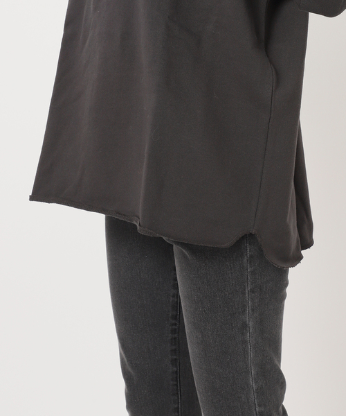 JOURNAL STANDARD relume（ジャーナルスタンダード　レリューム）の「《追加4》オーバーサイズロングスウェット（スウェット・レディース・チャコールグレー/アイボリー/ブルー/オレンジ・FREE）」の11枚目の写真