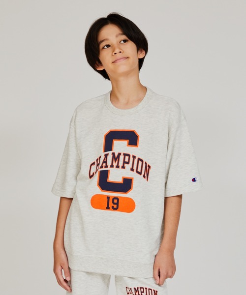 Champion(チャンピオン)の「【Champion/チャンピオン】キッズ ショートスリーブスウェットシャツ(Tシャツ/カットソー・キッズ・ネイビー/グレー/オートミール・110/100/160/150/140/130/120)」の3枚目の写真