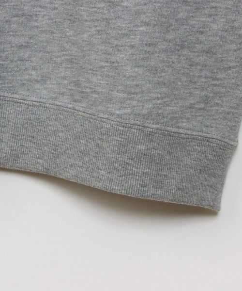 Champion(チャンピオン)の「【Champion/チャンピオン】キッズ ショートスリーブスウェットシャツ(Tシャツ/カットソー・キッズ・ネイビー/グレー/オートミール・110/100/160/150/140/130/120)」の5枚目の写真