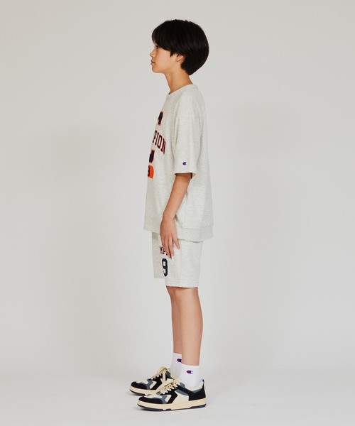 Champion(チャンピオン)の「【Champion/チャンピオン】キッズ ショートスリーブスウェットシャツ(Tシャツ/カットソー・キッズ・ネイビー/グレー/オートミール・110/100/160/150/140/130/120)」の21枚目の写真