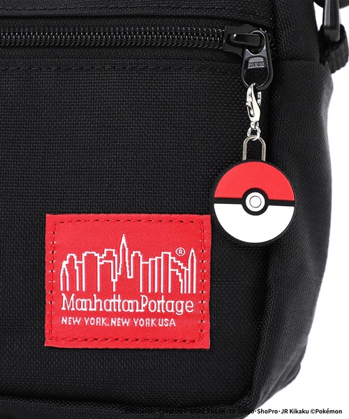 Manhattan Portage（マンハッタンポーテージ）の「Jogger Bag Ver.2 Pokemon Kabigon（ショルダーバッグ・メンズ・ブラック・X-SMALL）」の3枚目の写真