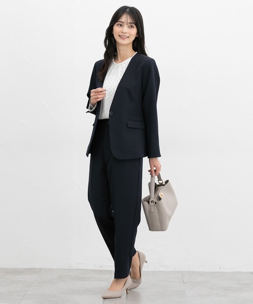 Honeys（ハニーズ）の「【ストレッチ・ウォッシャブル・イージーケア】セレモニー対応カラーレスジャケット（ノーカラージャケット・レディース・ベージュ/ネイビー/杢グレー/ブラック/グレイッシュベージュ・S/M/LL/L/3L）」の8枚目の写真