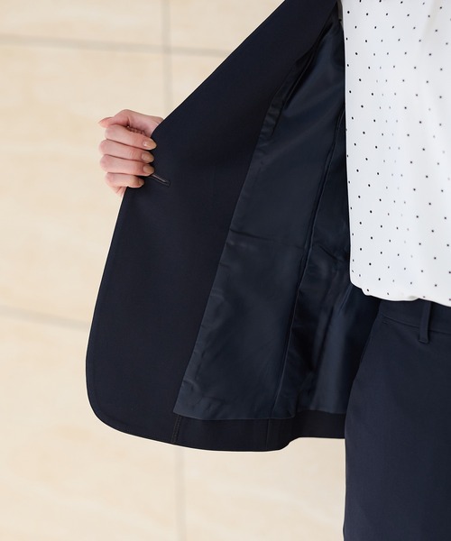 Honeys（ハニーズ）の「【ストレッチ・ウォッシャブル・イージーケア】セレモニー対応カラーレスジャケット（ノーカラージャケット・レディース・ベージュ/ネイビー/杢グレー/ブラック/グレイッシュベージュ・S/M/LL/L/3L）」の10枚目の写真