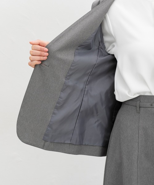 Honeys（ハニーズ）の「【ストレッチ・ウォッシャブル・イージーケア】セレモニー対応カラーレスジャケット（ノーカラージャケット・レディース・ベージュ/ネイビー/杢グレー/ブラック/グレイッシュベージュ・S/M/LL/L/3L）」の16枚目の写真