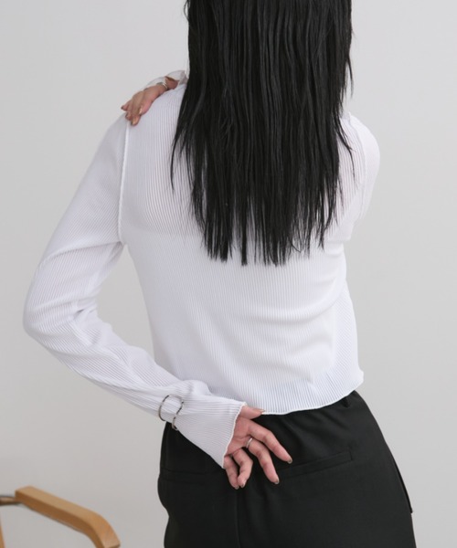 Aunt Marie's(アントマリーズ)の「ミニプリーツクロップドトップス(Tシャツ/カットソー・レディース・ホワイト/ブラック/チャコールグレー・FREE)」の10枚目の写真