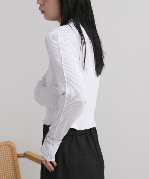 Aunt Marie's(アントマリーズ)の「ミニプリーツクロップドトップス(Tシャツ/カットソー・レディース・ホワイト/ブラック/チャコールグレー・FREE)」の8枚目の写真