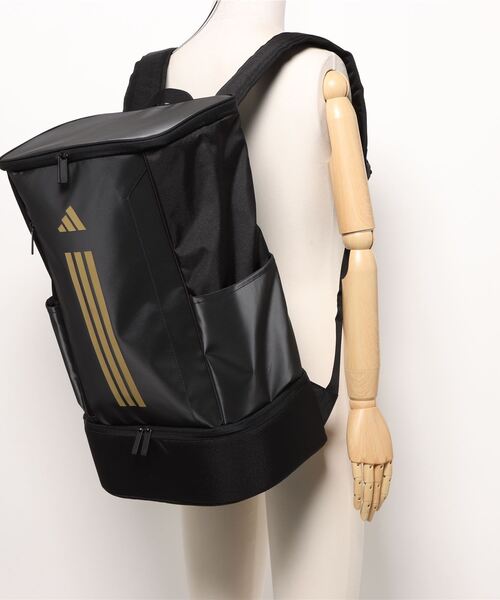 adidas（アディダス）の「リュックサック B4サイズ収納 15.6inch収納 38L 63953（バックパック/リュック・メンズ・ブラック×ブラック/ブラック×ホワイト/ブラック×ゴールド・FREE）」の7枚目の写真