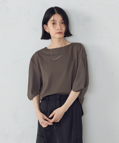 COMME CA ISM(コムサイズム)の「デザインスリーブカットソー(Tシャツ/カットソー・レディース・ミント/ネイビー/ホワイト/ブラック/カーキ・LARGE/MEDIUM)」の3枚目の写真