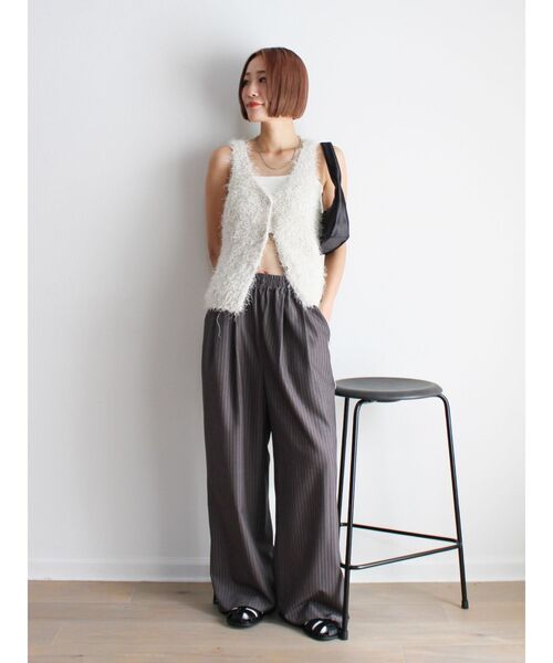 Ungrid（アングリッド）の「ラインデザインラフタックパンツ（その他パンツ・レディース・グレー/ネイビー・SMALL/MEDIUM）」の18枚目の写真