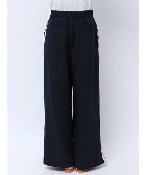 Ungrid（アングリッド）の「ラインデザインラフタックパンツ（その他パンツ・レディース・グレー/ネイビー・SMALL/MEDIUM）」の12枚目の写真