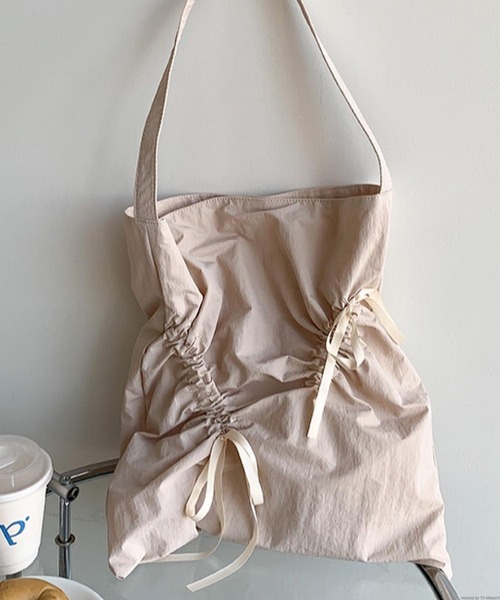 VIBGYOR(ヴィブジョー)の「Liaa/くしゅくしゅ リボン トートバッグ A18552(トートバッグ・レディース・ベージュ/その他1/その他2/ブルー/ブラック・FREE)」の10枚目の写真