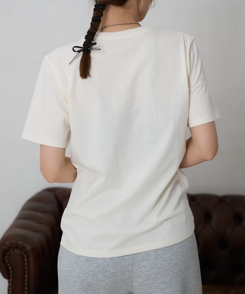 TRIANGLE PALETTE(トライアングルパレット)の「フロントロゴ 半袖サイロTシャツ/コットンTシャツ(Tシャツ/カットソー・レディース・ホワイト/ベージュ/ブラック・FREE)」の4枚目の写真