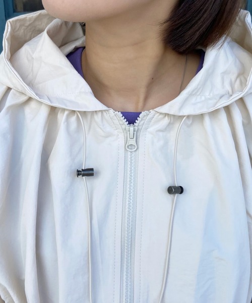 CRB（シーアールビー）の「ドロストフードブルゾン（ブルゾン・レディース・アイボリー/ブラック/カーキ・F）」の5枚目の写真