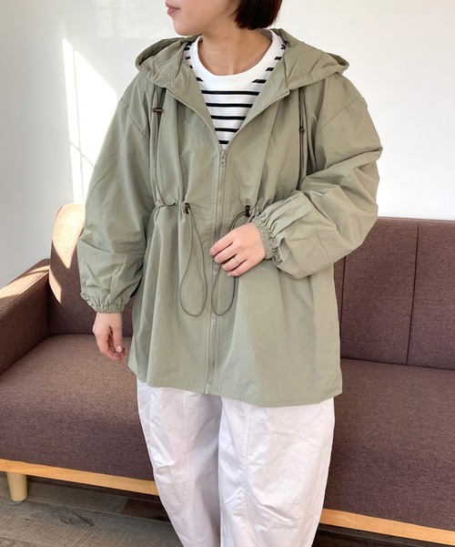 CRB（シーアールビー）の「ドロストフードブルゾン（ブルゾン・レディース・アイボリー/ブラック/カーキ・F）」の18枚目の写真