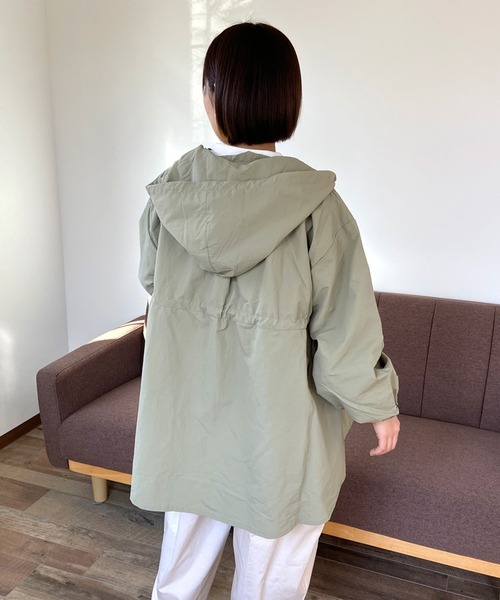 CRB（シーアールビー）の「ドロストフードブルゾン（ブルゾン・レディース・アイボリー/ブラック/カーキ・F）」の22枚目の写真