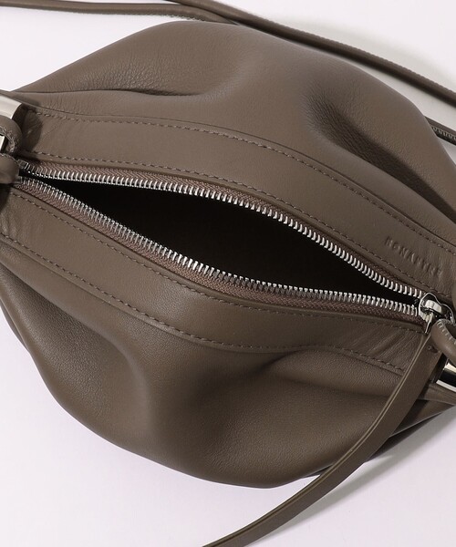 最終値下げ　BONASTRE BONBON ショルダーバッグ BONASTRE BONBON ショルダーバッグ（ショルダーバッグ
