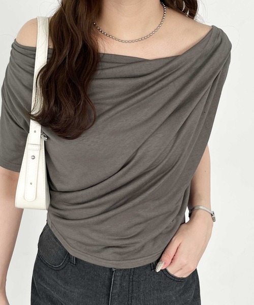 nelliy.（ネルリー）の「ドレープオフショルスラブシアーTシャツ（Tシャツ/カットソー・レディース・チャコール/オフホワイト・LARGE/MEDIUM）」の7枚目の写真