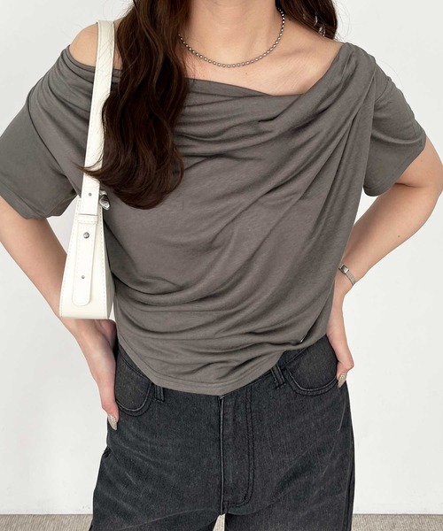 nelliy.（ネルリー）の「ドレープオフショルスラブシアーTシャツ（Tシャツ/カットソー・レディース・チャコール/オフホワイト・LARGE/MEDIUM）」の9枚目の写真