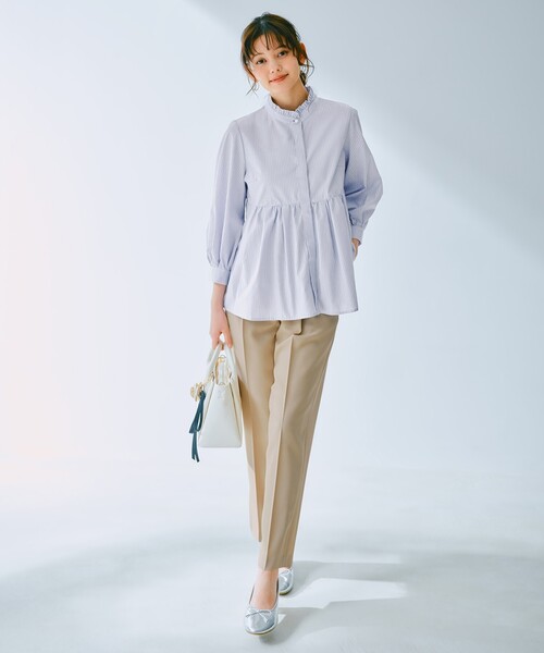 index（インデックス）の「《6color》フリルバンドカラーペプラムブラウス【洗濯機洗い可/イージーアイロン/防シワ】（シャツ/ブラウス・レディース・ホワイト/ホワイト系9/ネイビー系2/パープル系1/ライトイエロー系3/サックスブルー系2・36/38/40/42）」の10枚目の写真